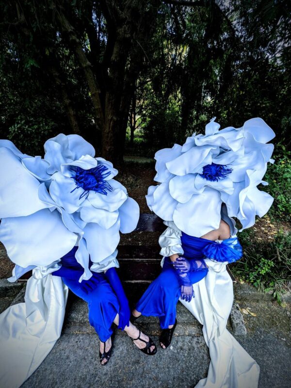 Rose rosse giganti per tableau vivant — galleria immagine 8