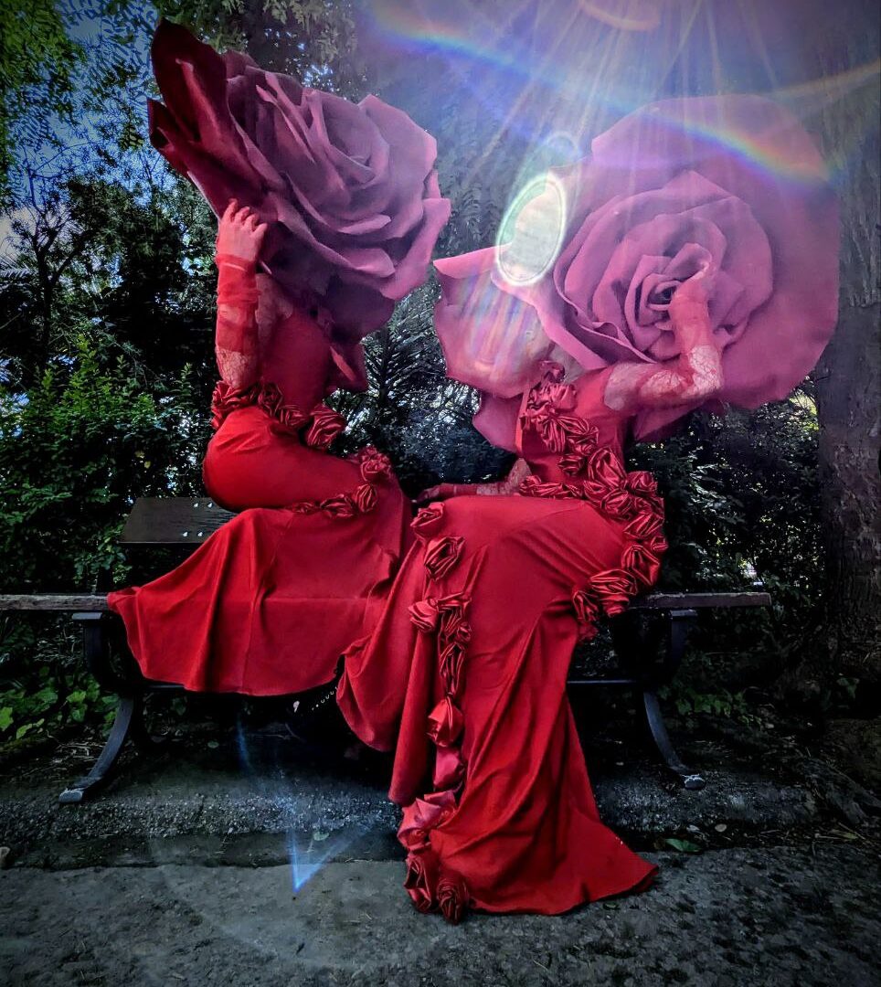 Collezione Rose rosse giganti per tableau vivant — Costumi, Bei Mostri